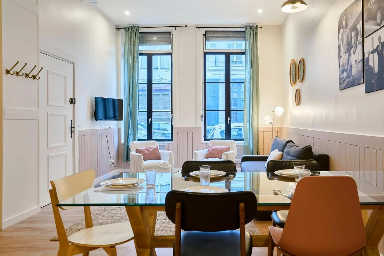 Old Lille: Charming Renovated Apartment