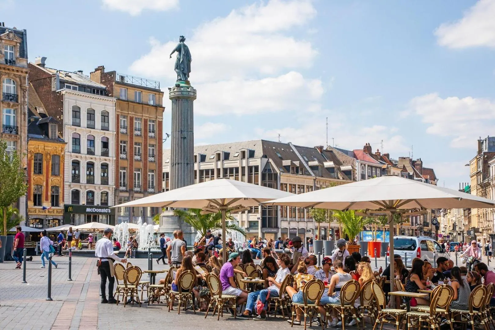 Old Lille: Charming Renovated Apartment